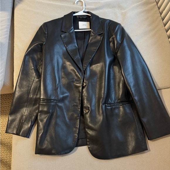 Aritzia Jackets & Blazers - Aritzia Wilfred Black Vegan Leather Blazer